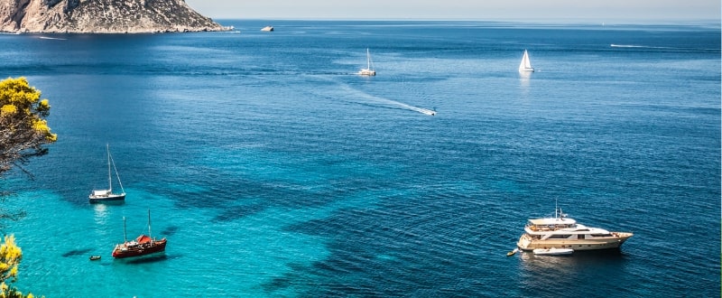 explore-mediterranean-sea-yacht-charter