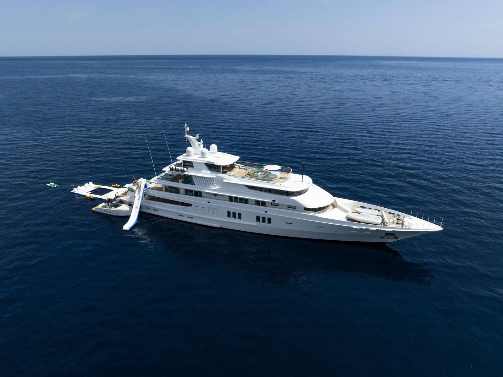 CORAL OCEAN, 73m Lurssen, exterior