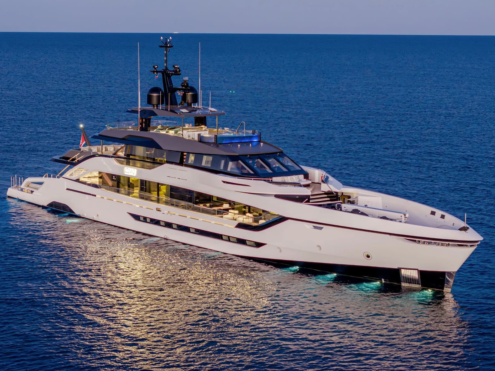 LOEWE, 55m Tankoa T55 Sportiva, exterior