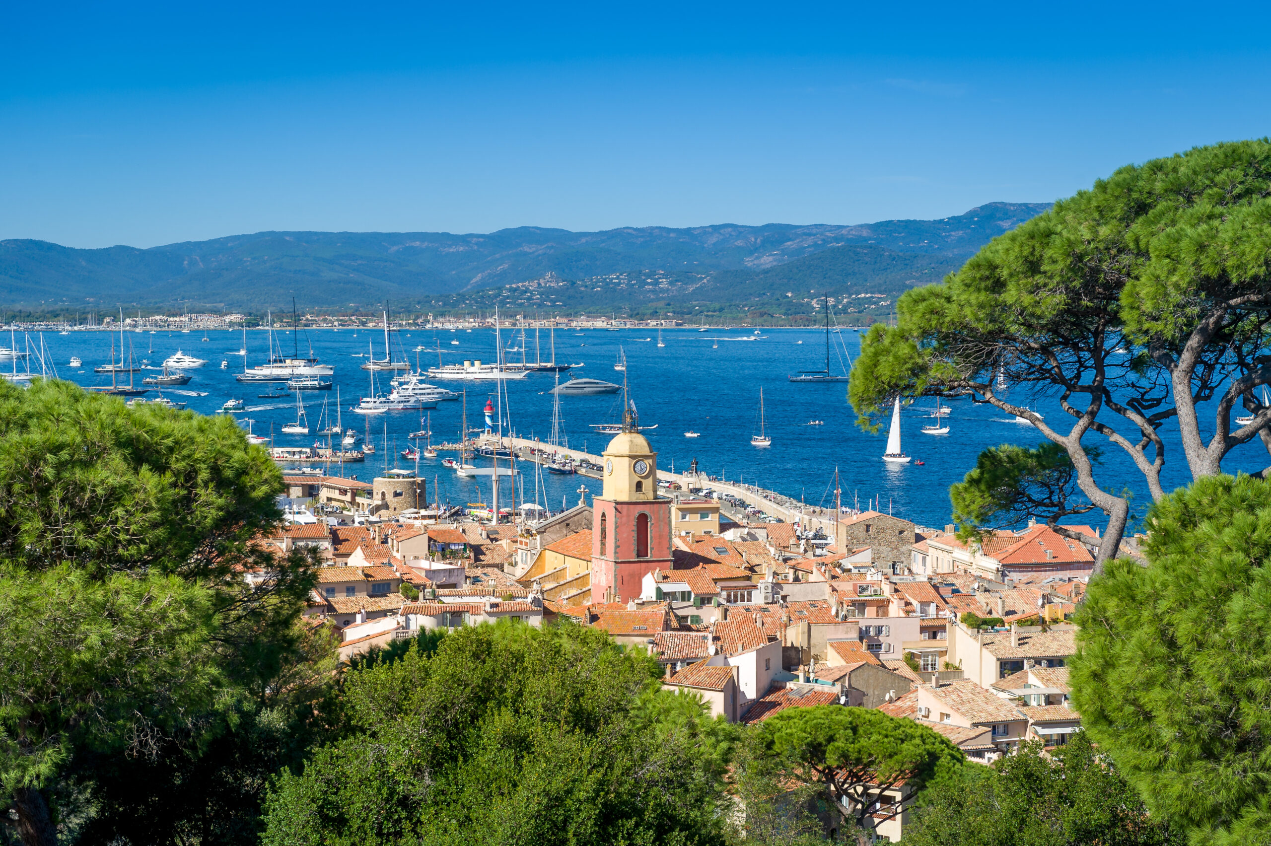 YACHT CHARTERS FRENCH RIVIERA