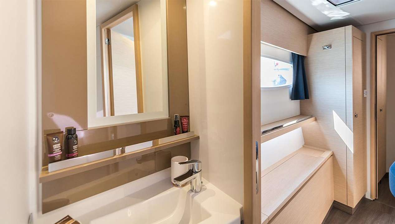 yacht image