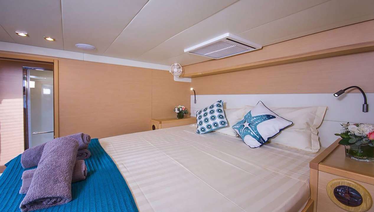yacht image
