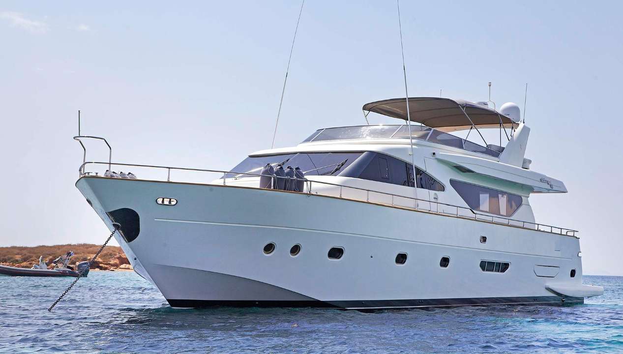 yacht image