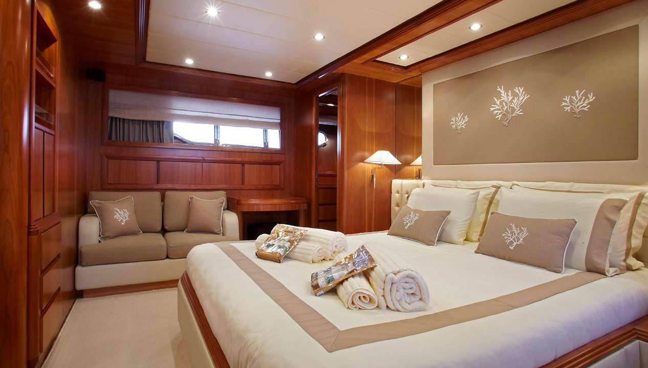 yacht image