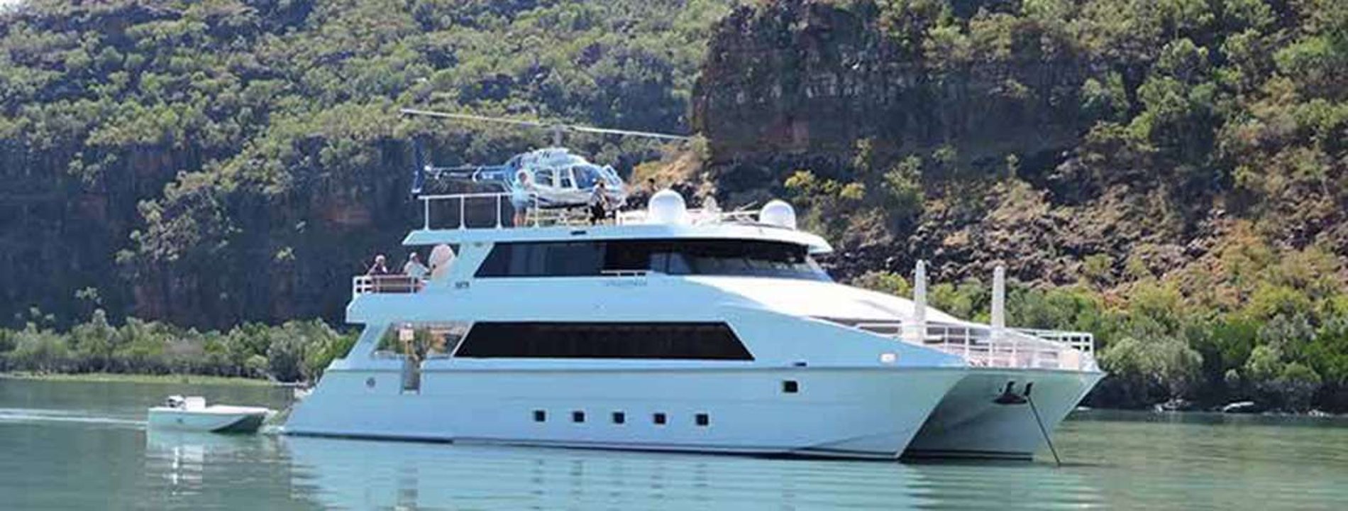 yacht image