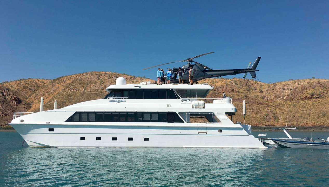 yacht image