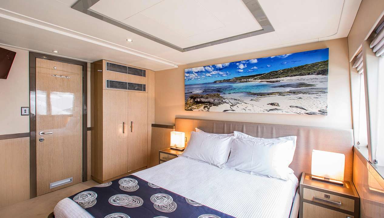 yacht image