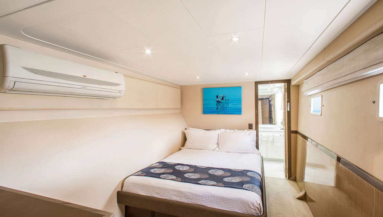 yacht image