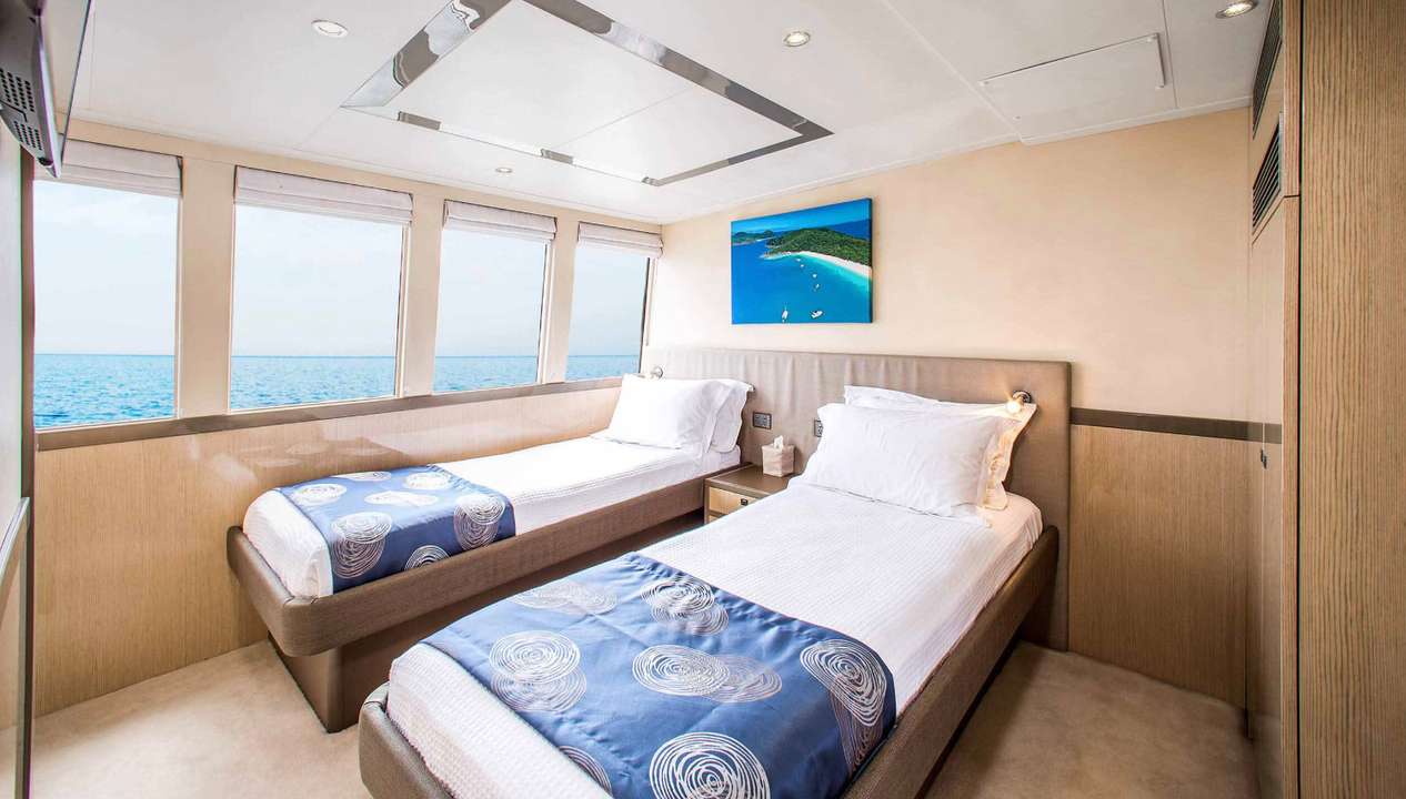 yacht image