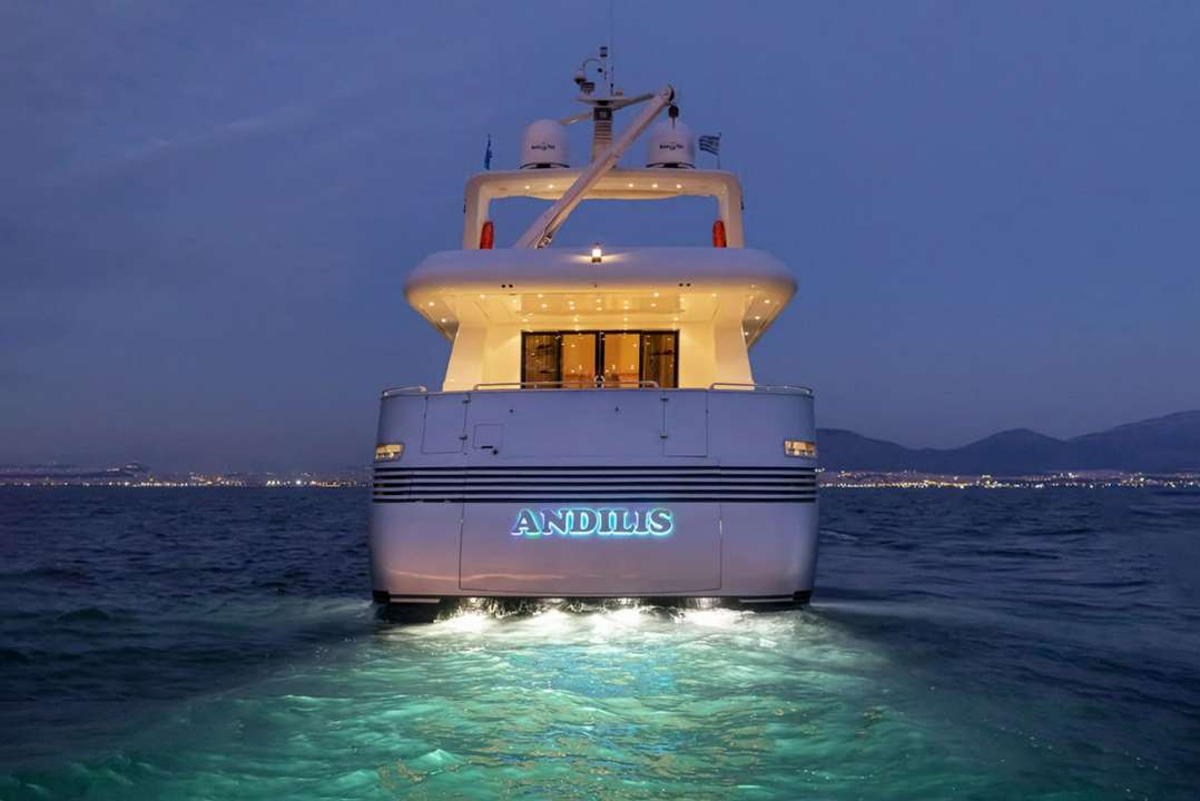 yacht image