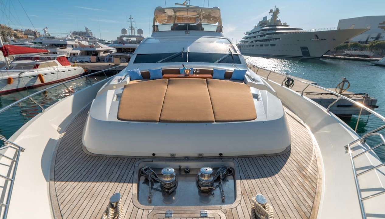 yacht image