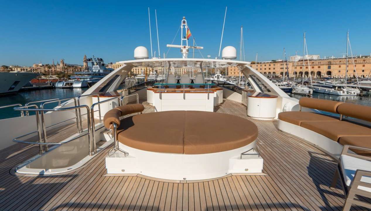 yacht image