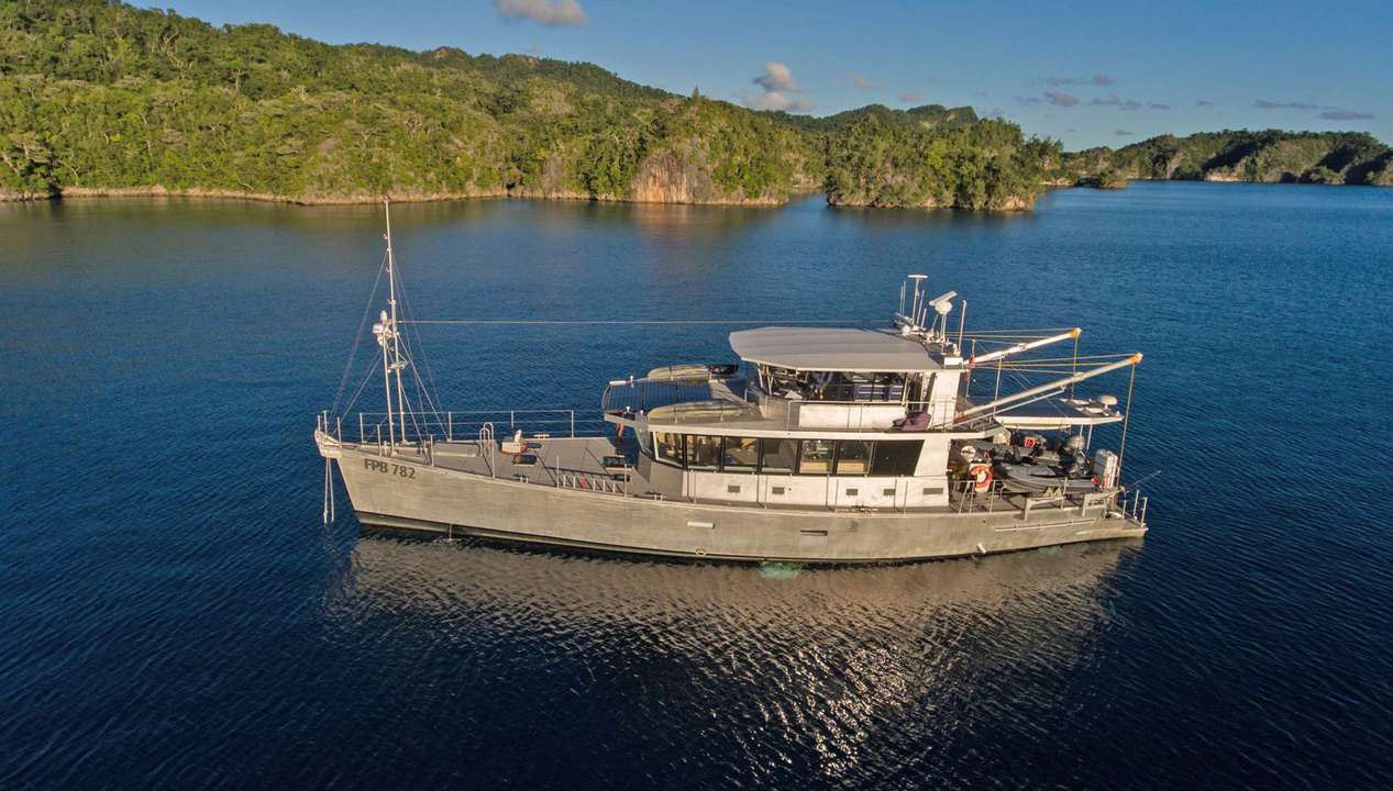 yacht image