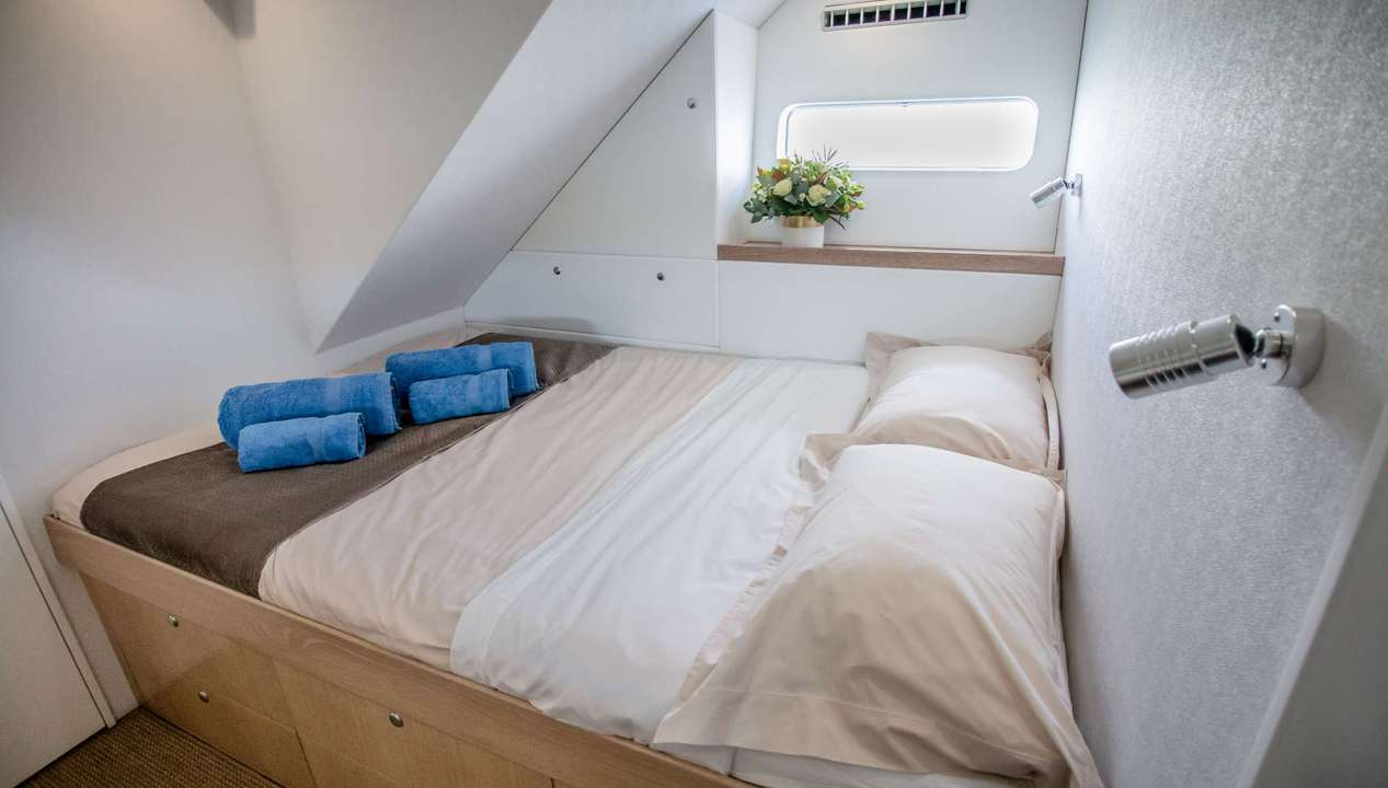 yacht image