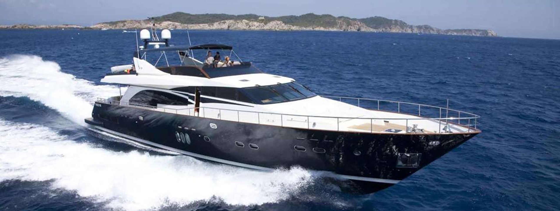 yacht image