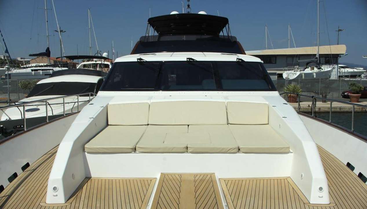 yacht image
