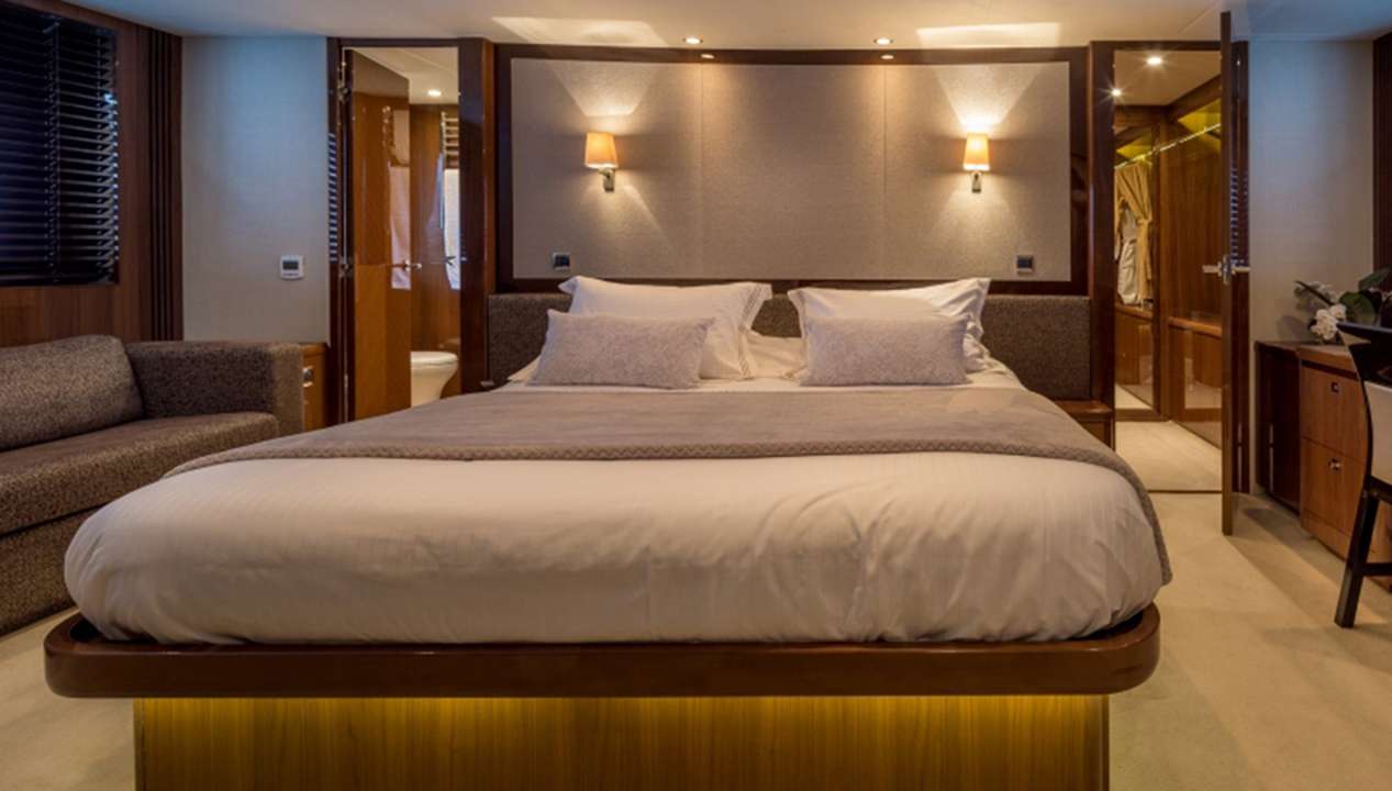 yacht image