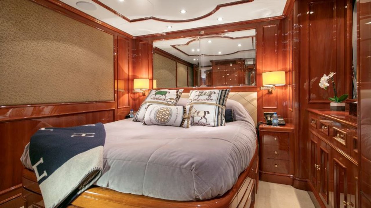 yacht image
