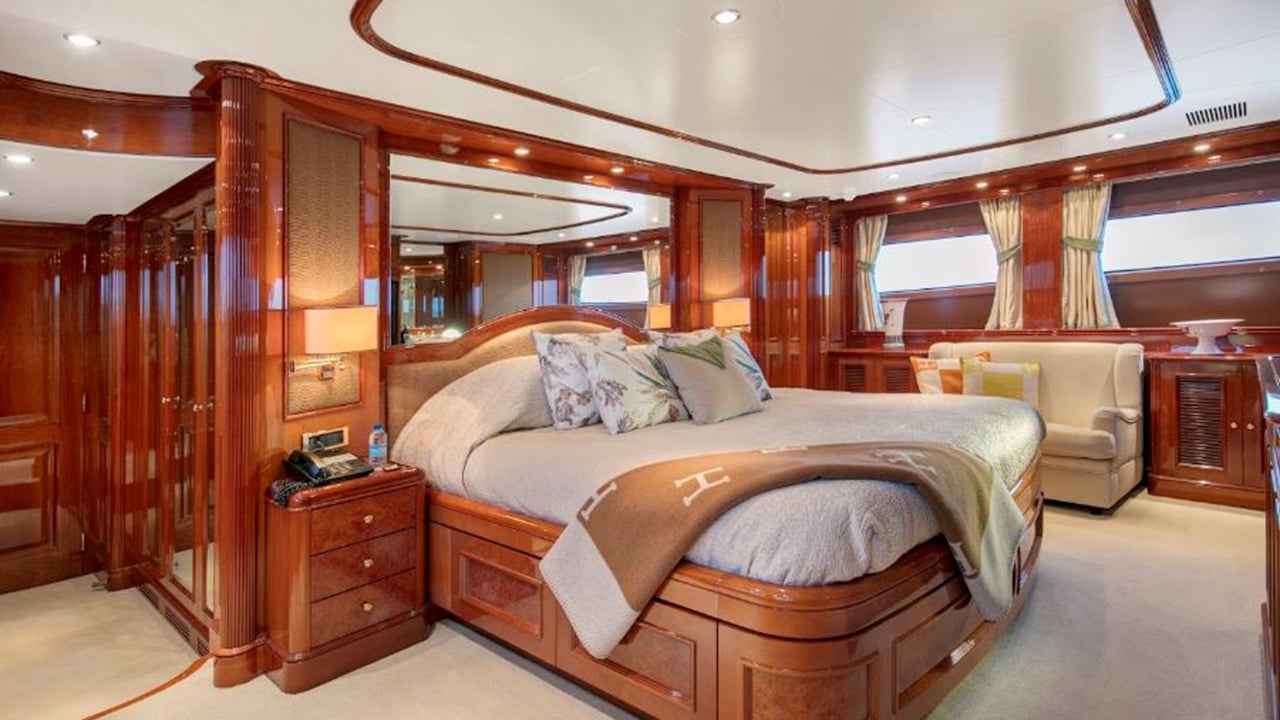yacht image