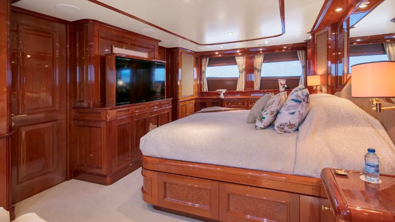 yacht image