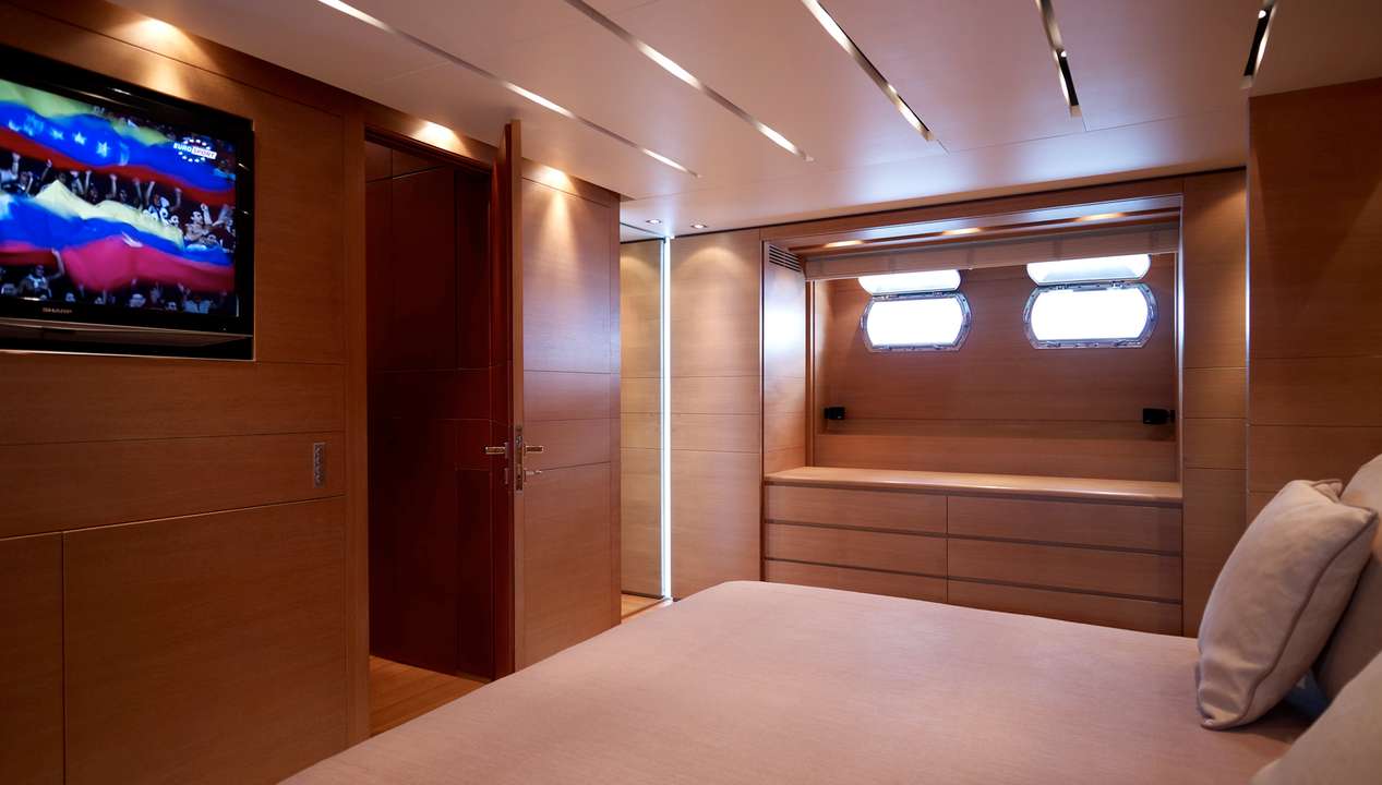 yacht image