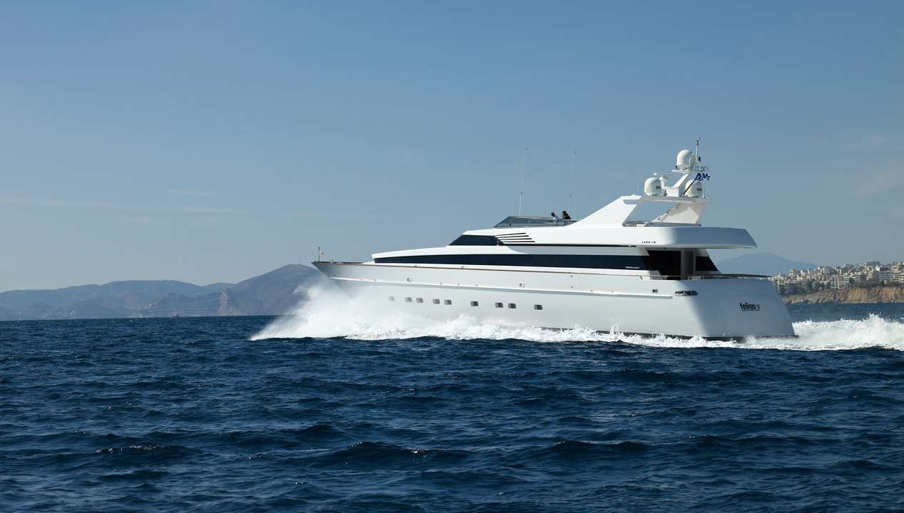 yacht image