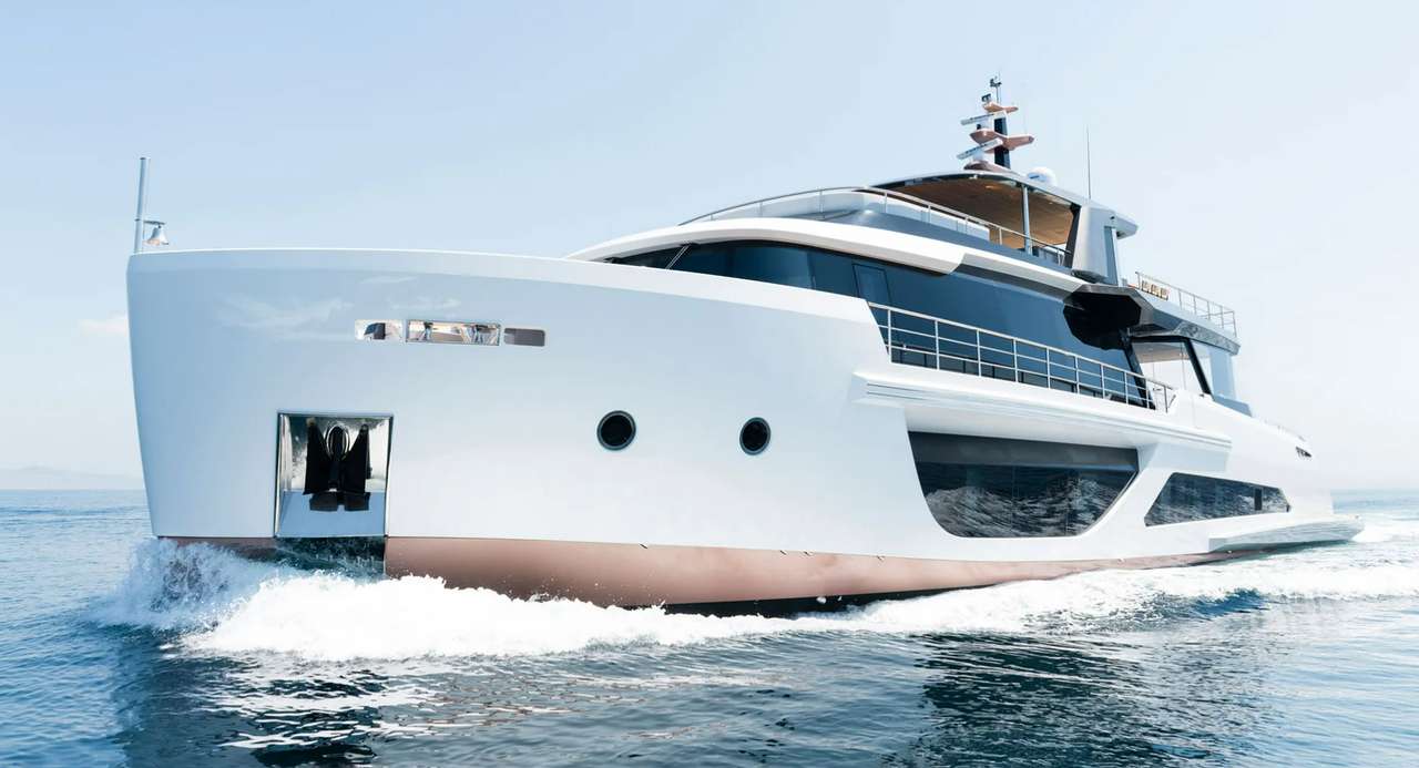 discover VIVACE yacht