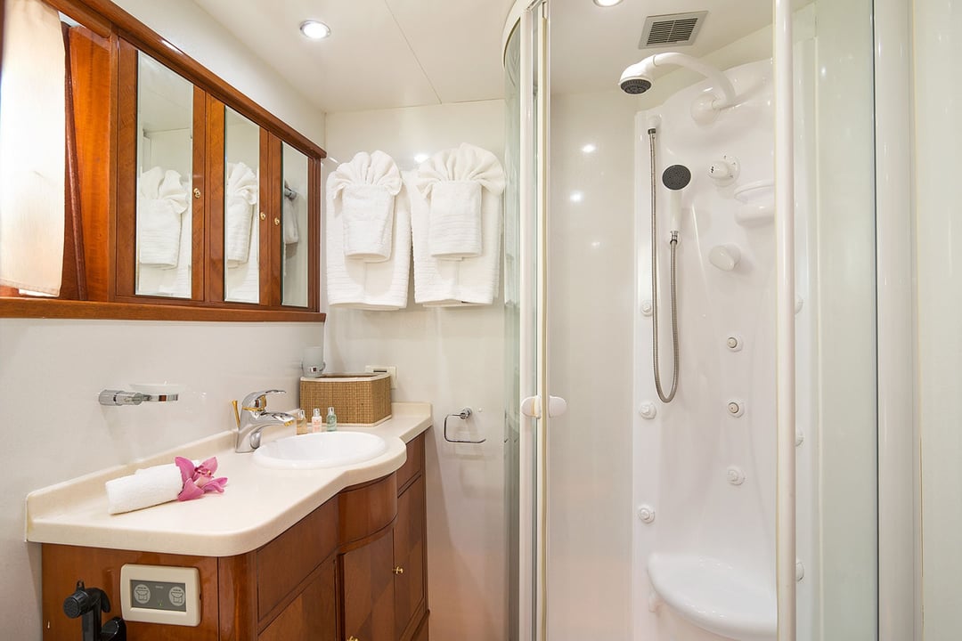 yacht image