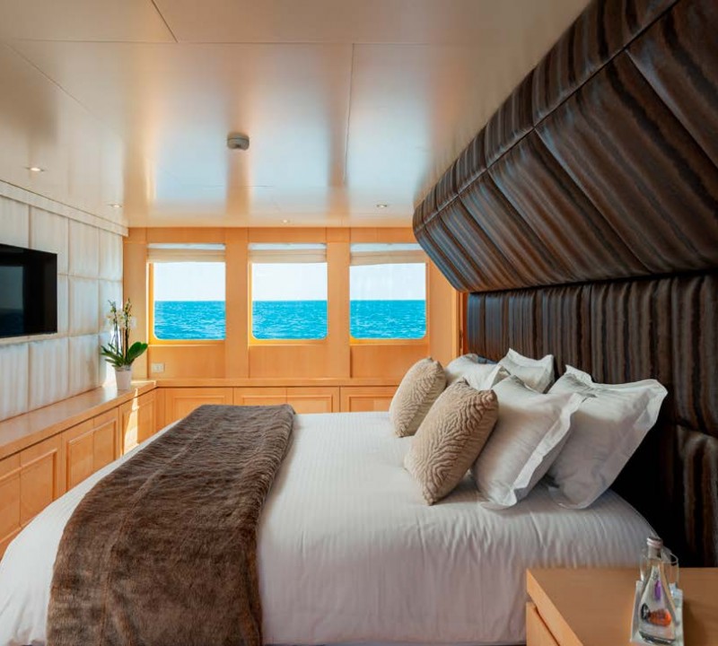 yacht image