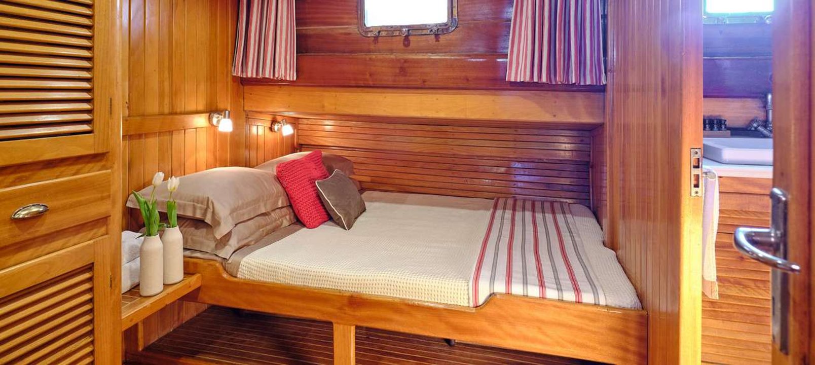 yacht image