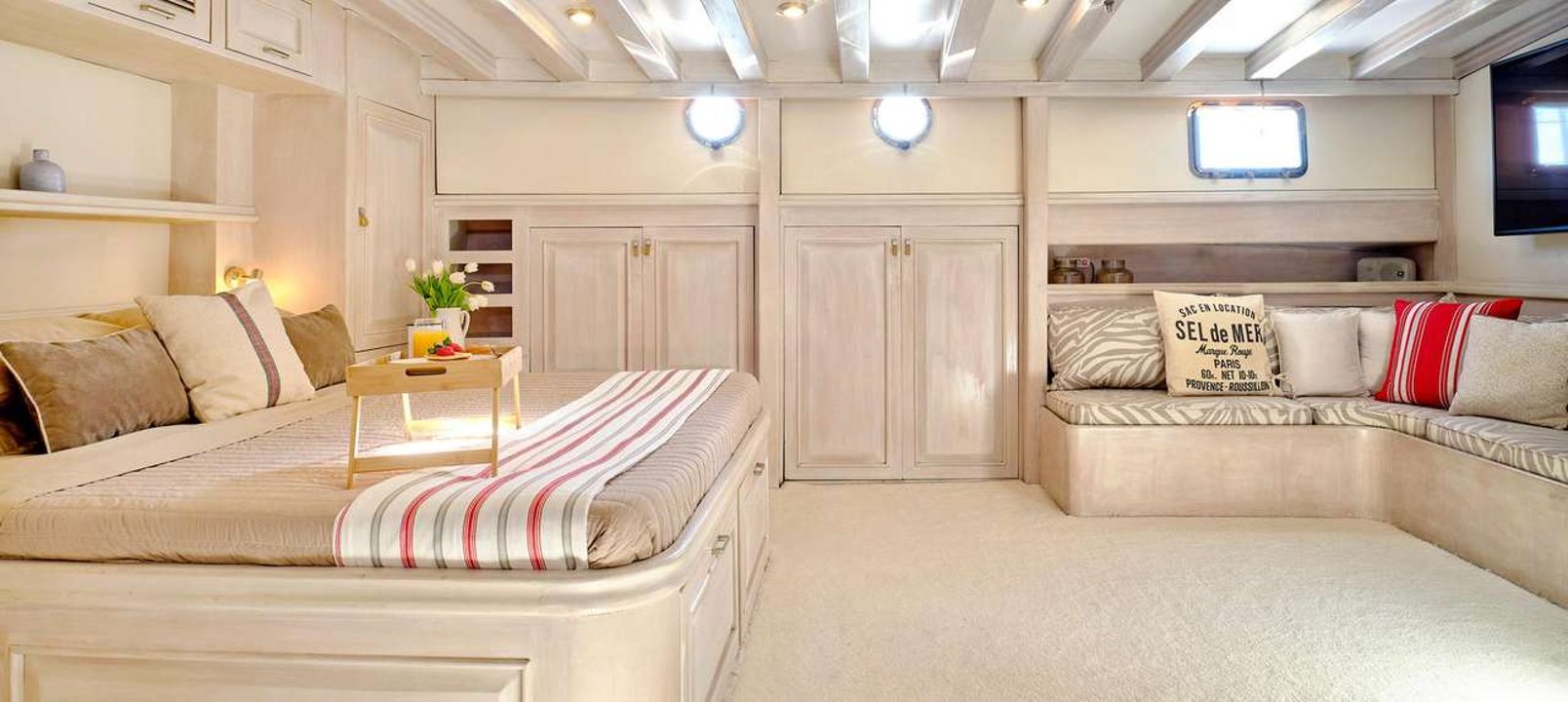yacht image
