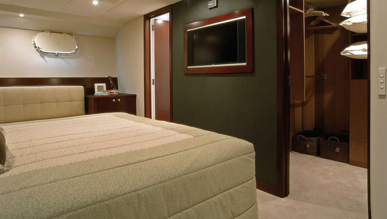 yacht image
