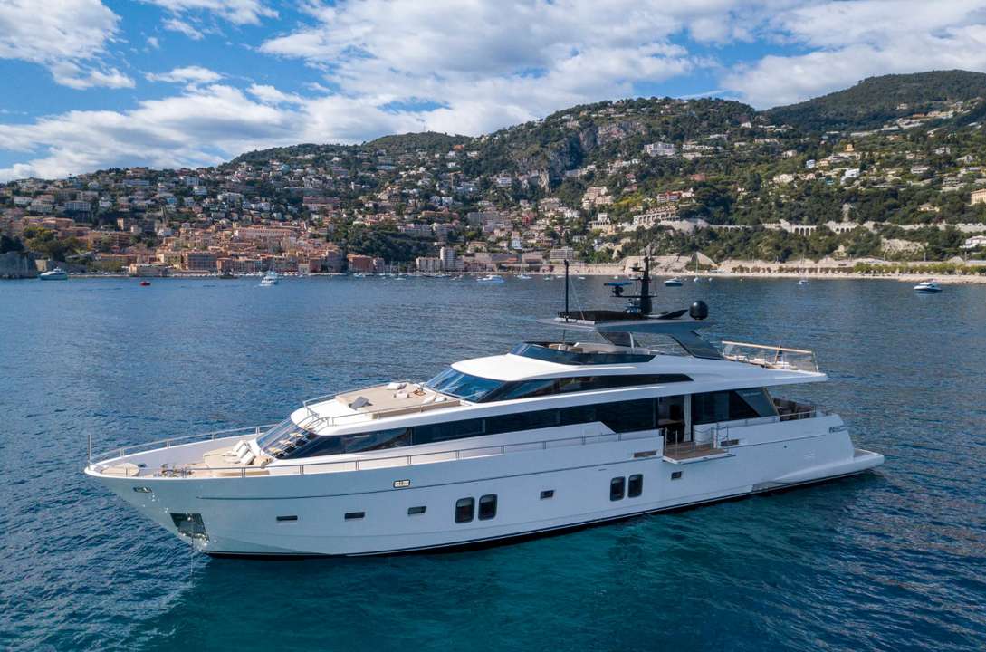 yacht image