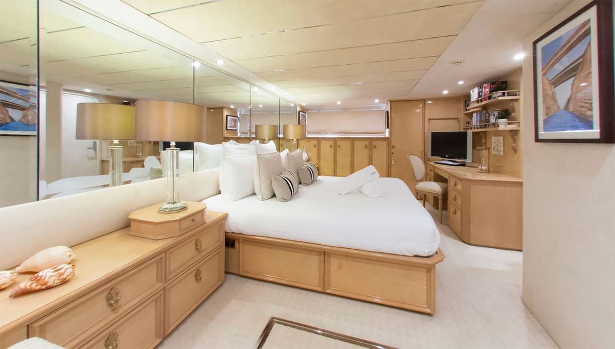 yacht image