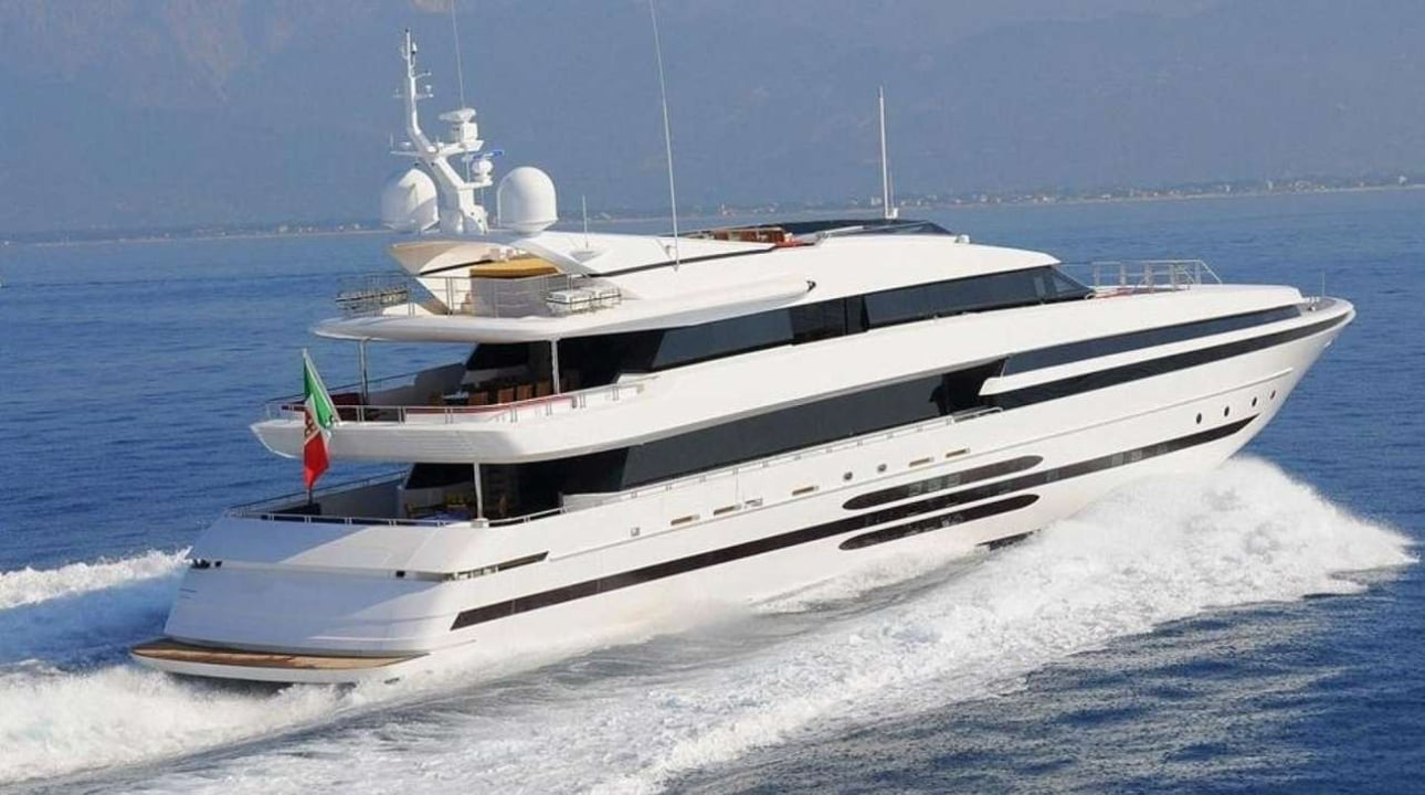 yacht image
