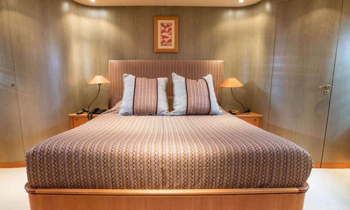 yacht image
