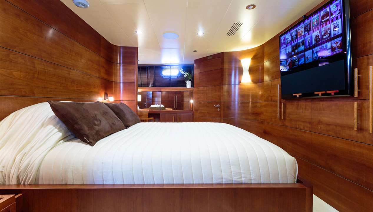 yacht image