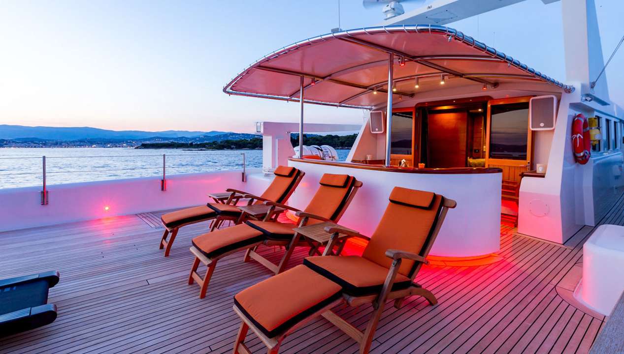 yacht image