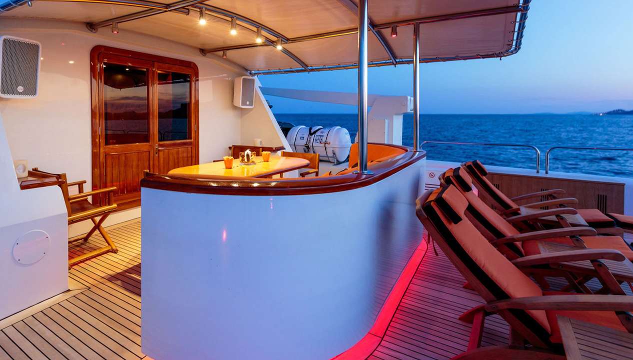 yacht image