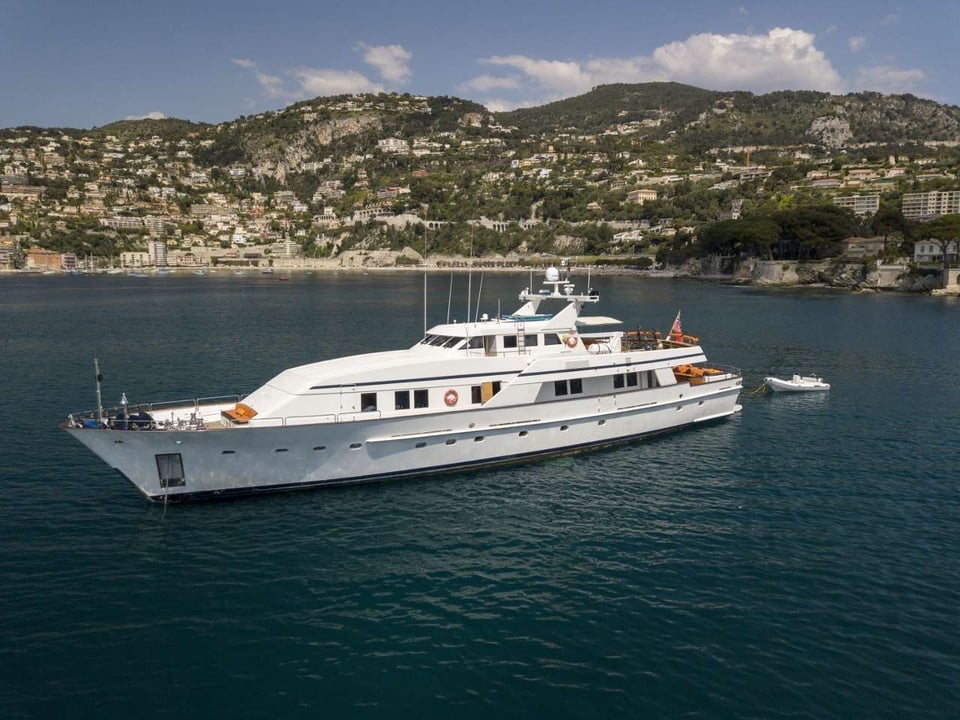 yacht image