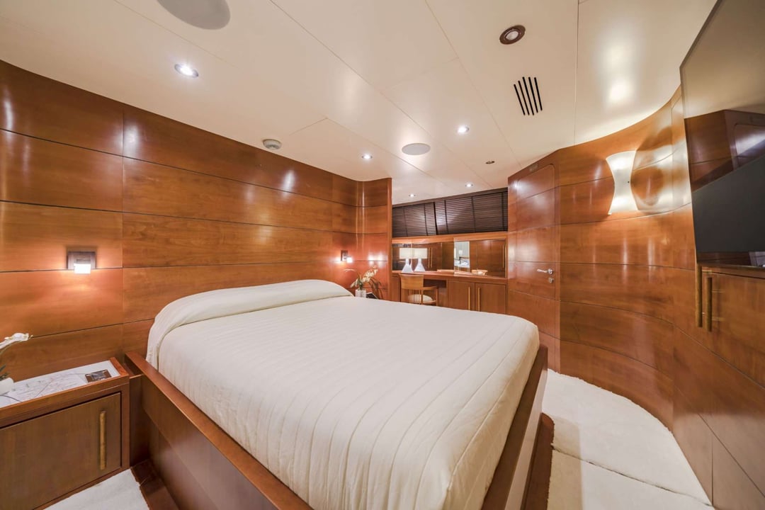 yacht image