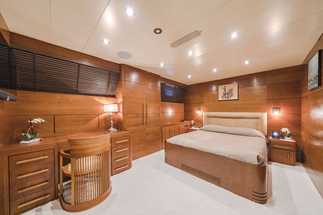 yacht image