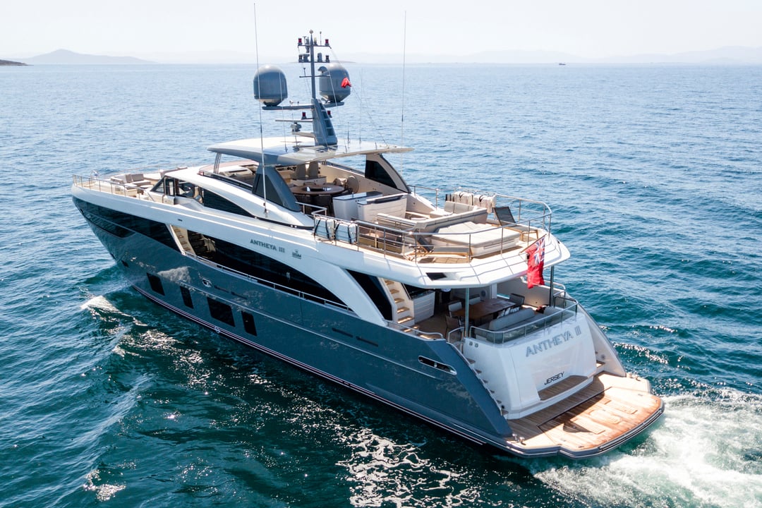 yacht image