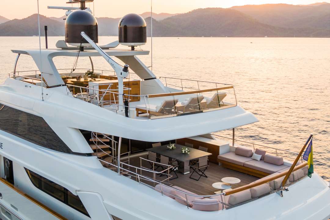 yacht image
