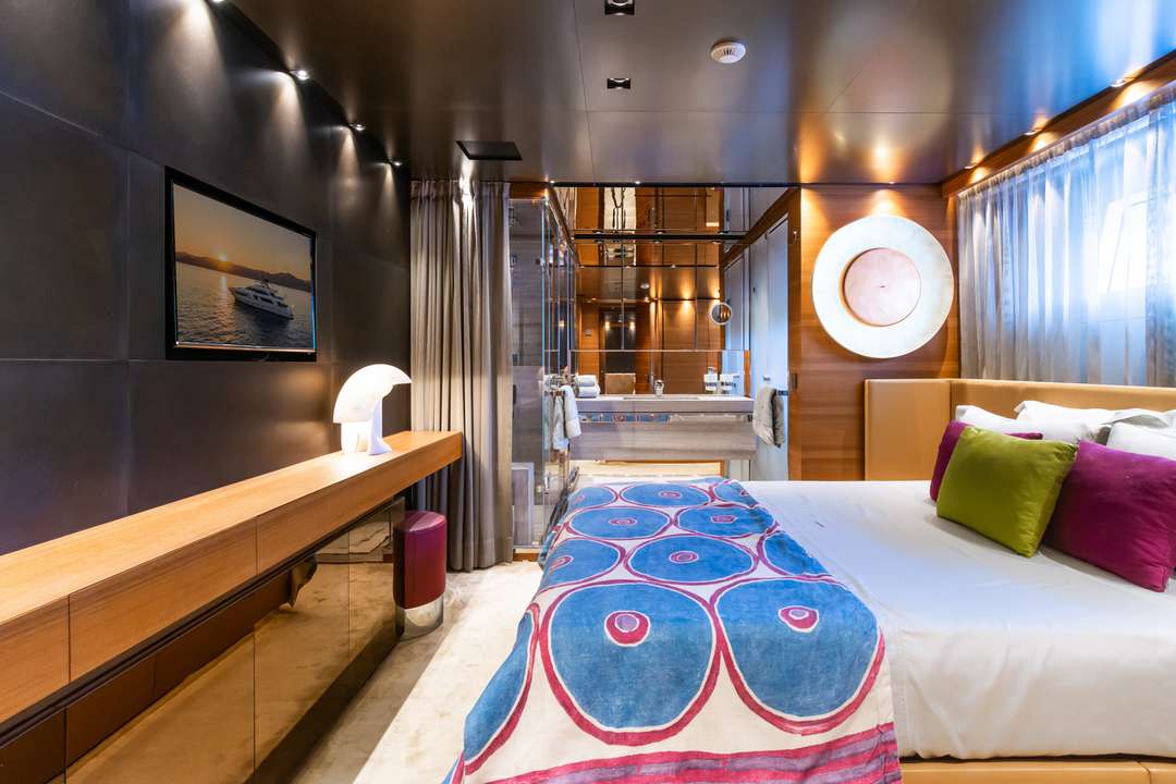 yacht image