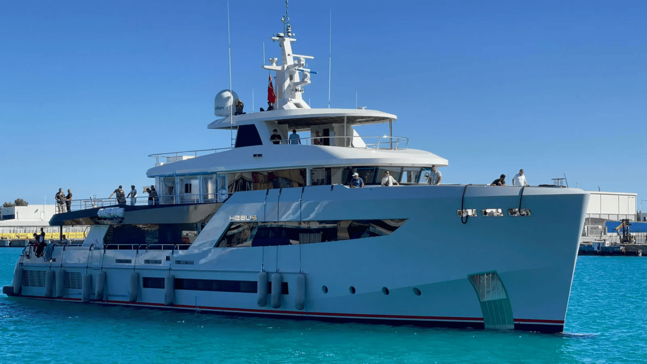 yacht image