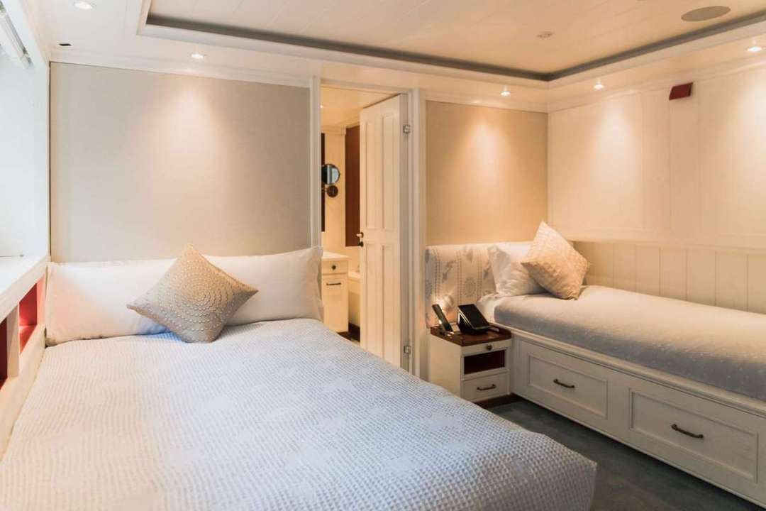 yacht image