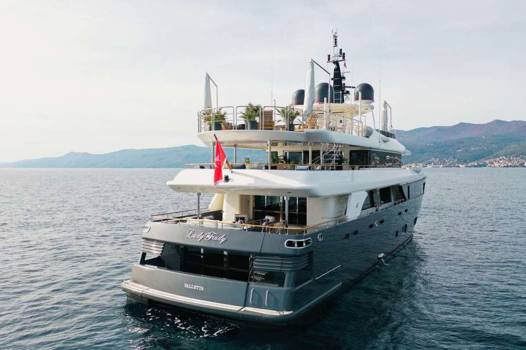 yacht image