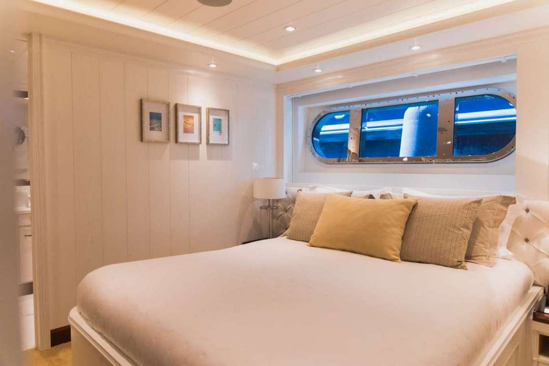 yacht image