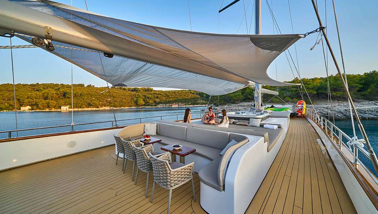yacht image
